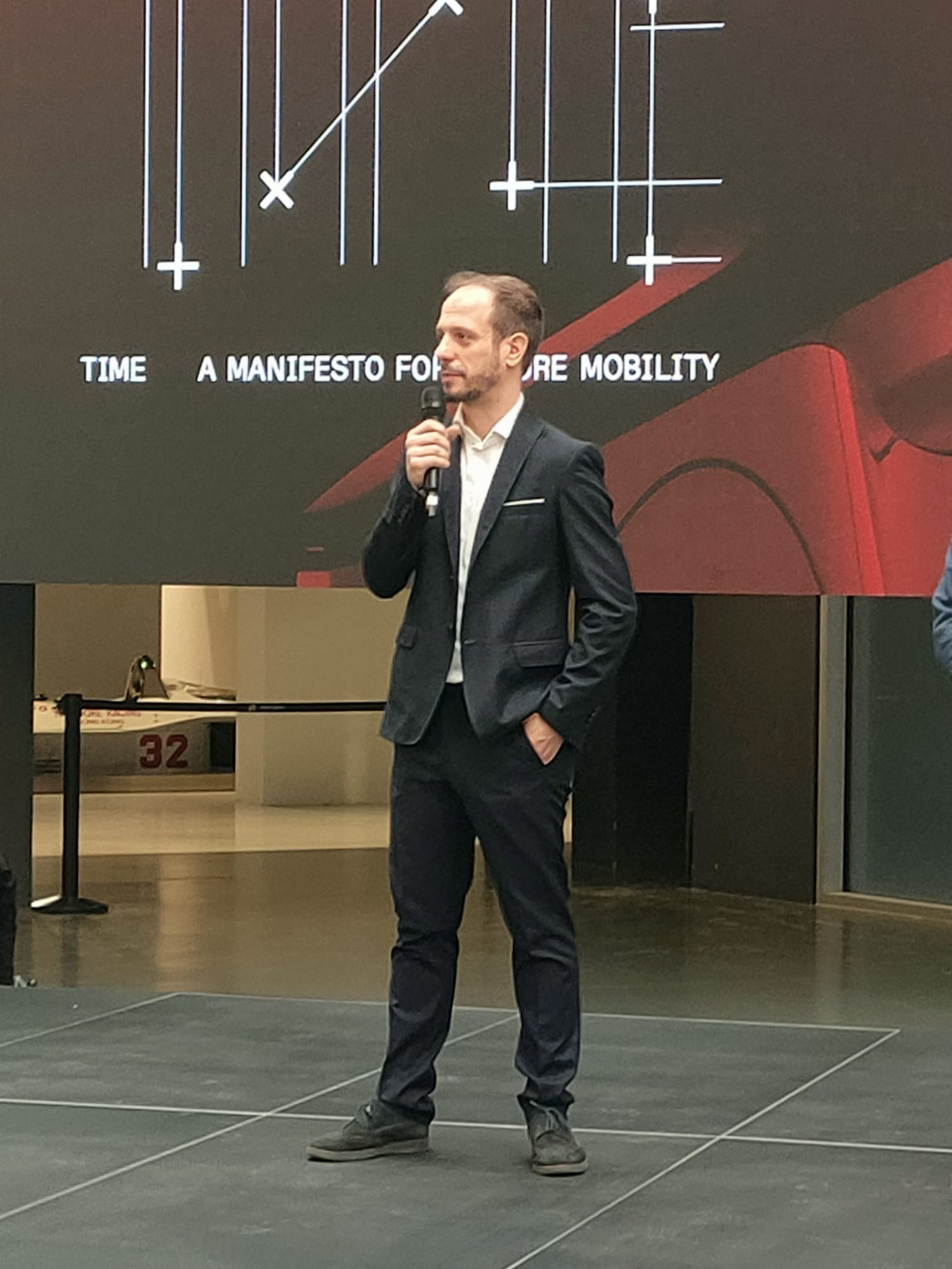 Phelon & Moore per Pininfarina Capetown progetto motociclistico